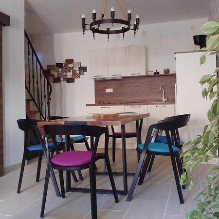 Apartment Tia Vis Dış mekan fotoğraf